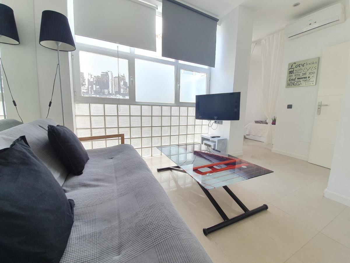 Apartamento Alvarez Малага Екстер'єр фото
